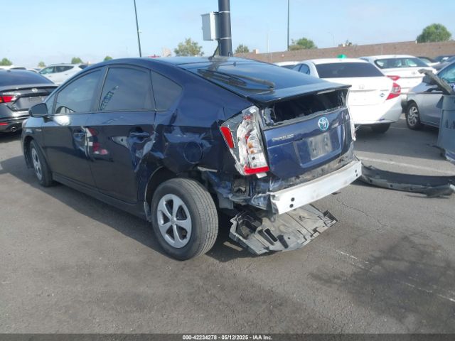 JTDKN3DU2F0436446 Toyota Prius Two