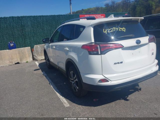 JTMBFREV4HJ112595 Toyota RAV4 LE