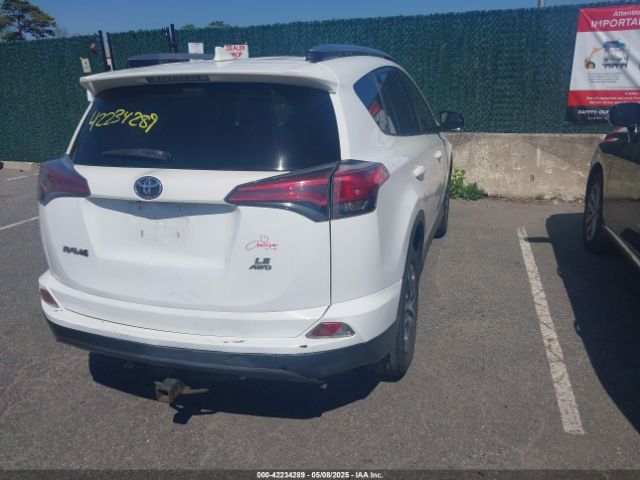 JTMBFREV4HJ112595 Toyota RAV4 LE
