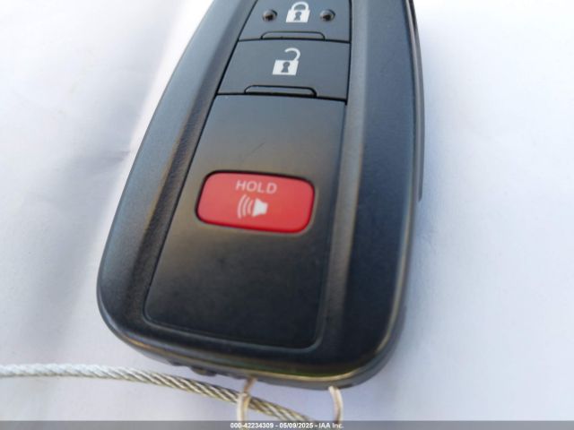 JTDKAMFU1N3164838 Toyota Prius Le