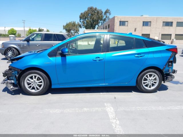 JTDKAMFU1N3164838 Toyota Prius Le