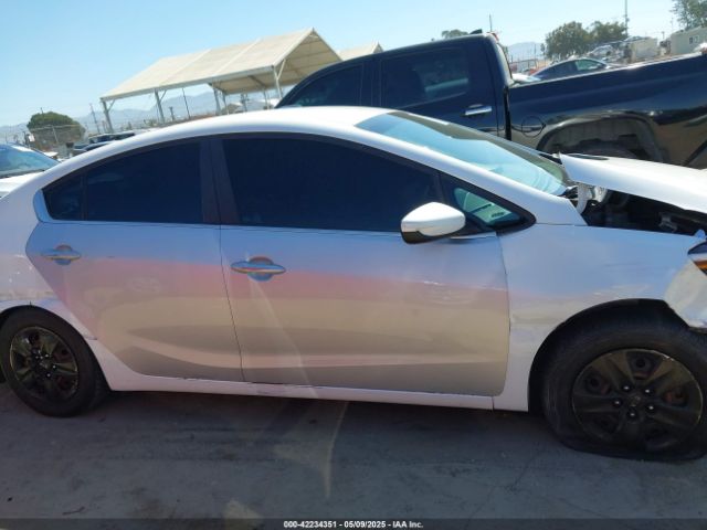 3KPFL4A77HE158150 KIA FORTE LX