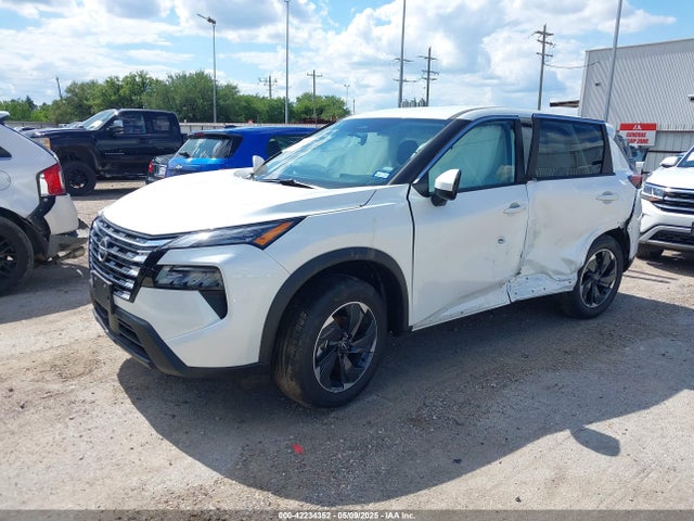 5N1BT3BA5SC828212 Nissan Rogue Sv Fwd