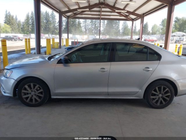 3VWD17AJ2FM324374 Volkswagen Jetta 1.8t Se