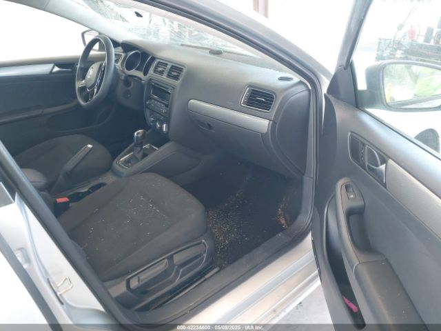 3VWD17AJ2FM324374 Volkswagen Jetta 1.8t Se