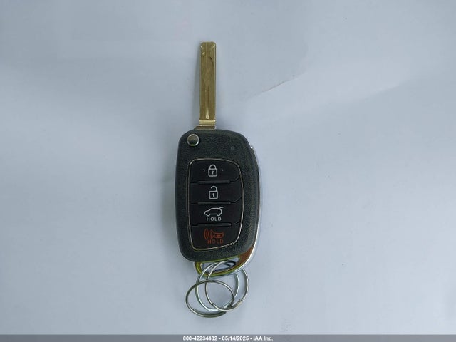 KM8J2CA41LU154436 Hyundai TUCSON SE