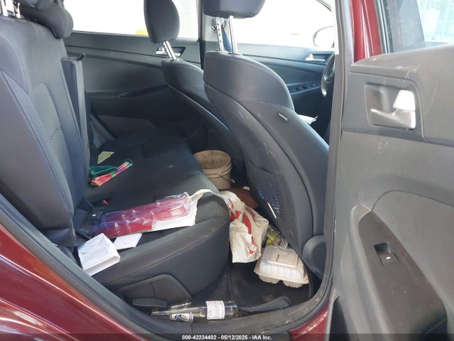KM8J2CA41LU154436 Hyundai TUCSON SE