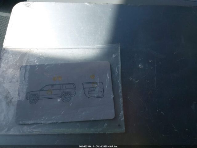 2023 RIVIAN R1S 7PDSGABA5PN026812 Photo 10
