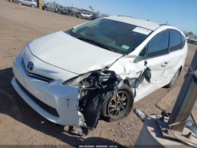 JTDZN3EU1E3334484 Toyota Prius V Three
