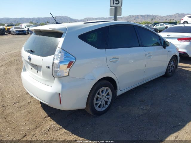 JTDZN3EU1E3334484 Toyota Prius V Three