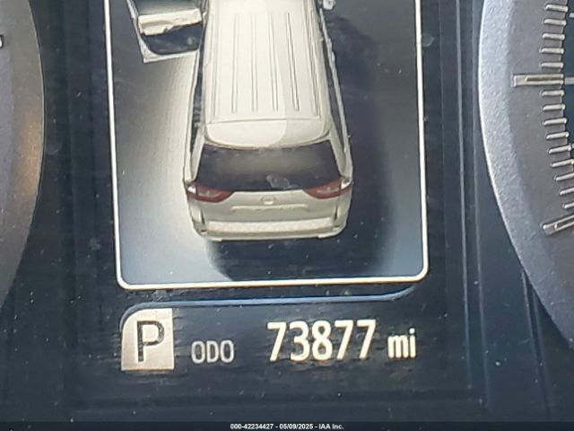 5TDYZ3DC2HS832530 Toyota Sienna Xle 8 Passenger
