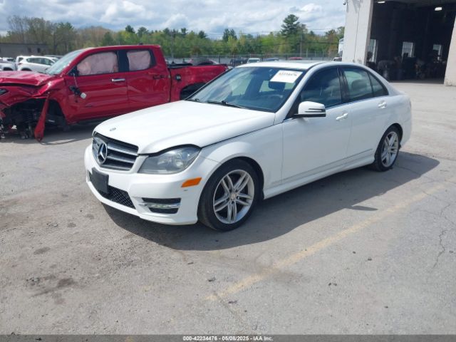WDDGF8AB5EA948820 Mercedes-Benz C 300 Luxury 4matic/sport 4matic