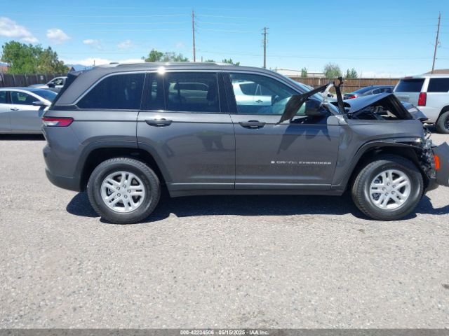 1C4RJHAG9RC184669 Jeep Grand Cherokee Laredo 4x4