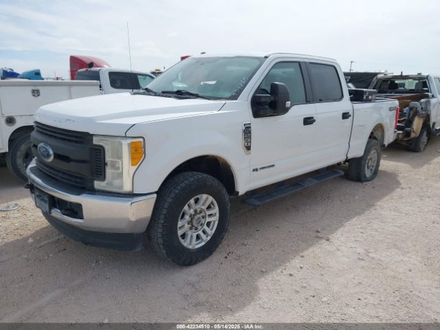 1FT7W2BT7HEE48637 Ford F-250 Xlt