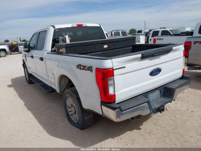 1FT7W2BT7HEE48637 Ford F-250 Xlt