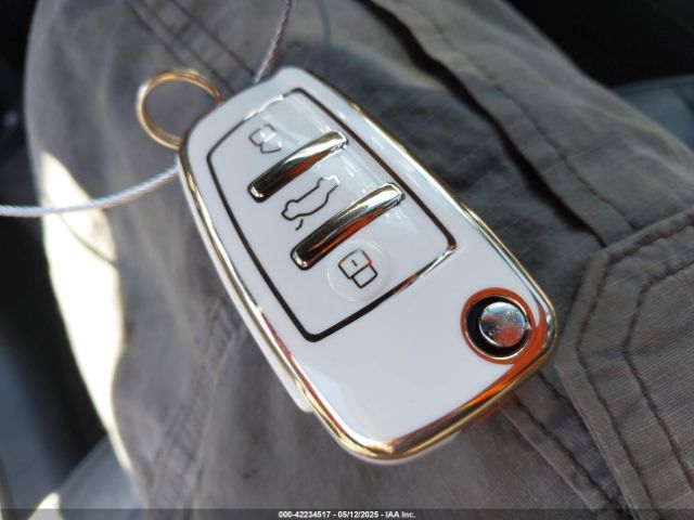 WA1BCCFS3HR010582 Audi Q3 2.0t Premium