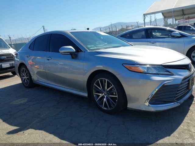 4T1F31AK3RU076272 Toyota Camry Hybrid Xle