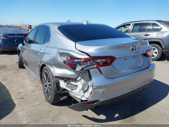 4T1F31AK3RU076272 Toyota Camry Hybrid Xle