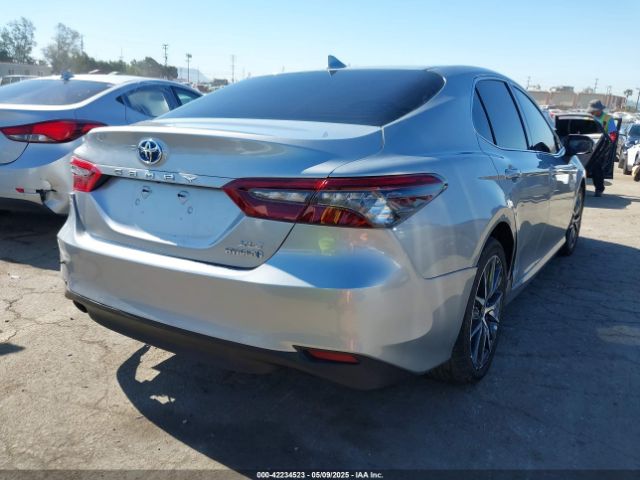 4T1F31AK3RU076272 Toyota Camry Hybrid Xle