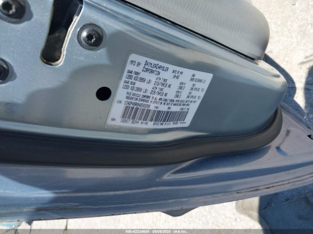 2004 CHRYSLER TOWN & COUNTRY 1C4GP45R84B565289 Photo 8
