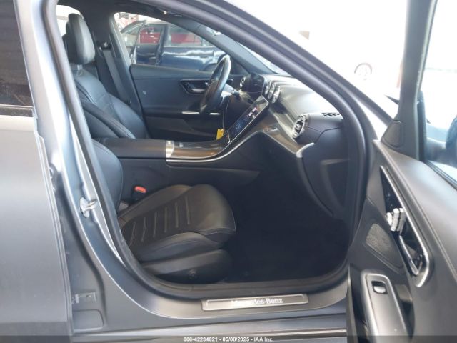 2023 MERCEDES-BENZ C 300 W1KAF4GB9PR098877 Photo 4