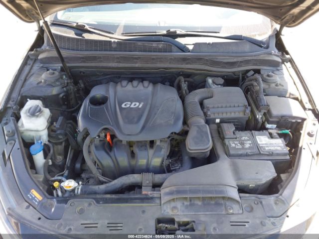 KNAGM4A7XF5615069 KIA Optima Lx