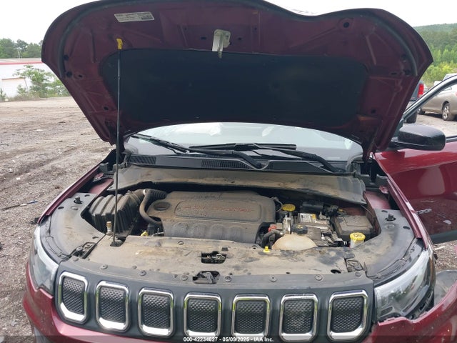 Jeep 2022 2022 3C4NJCBB9NT202123 Image 10