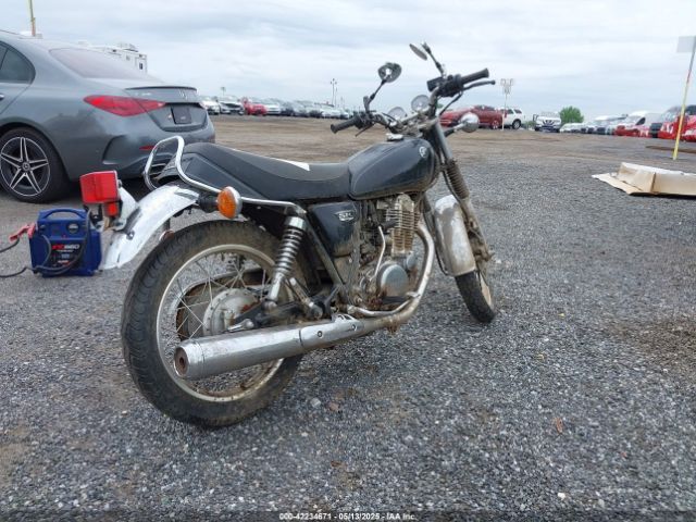 2017 YAMAHA SR400 JYARH04E5HA001300 Photo 3