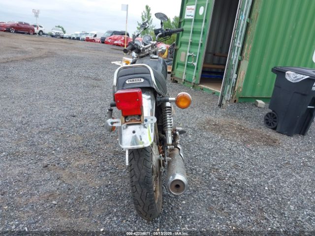 2017 YAMAHA SR400 JYARH04E5HA001300 Photo 5