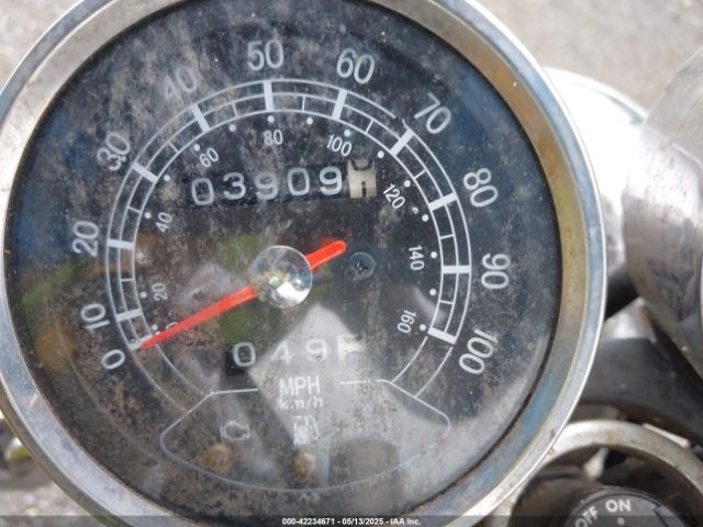 2017 YAMAHA SR400 JYARH04E5HA001300 Photo 6