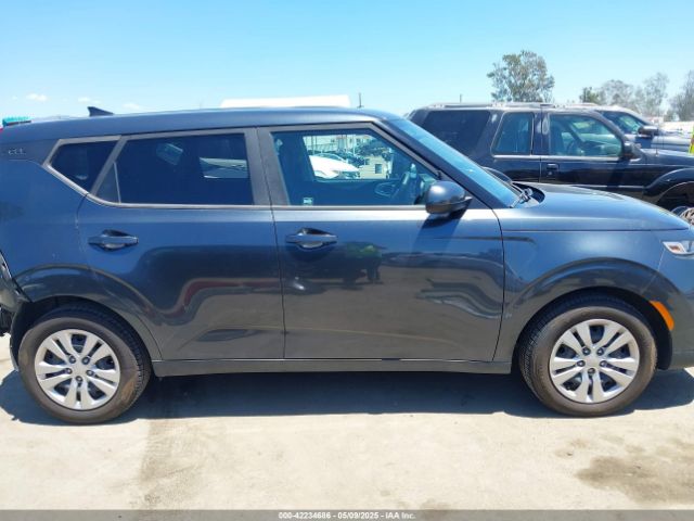 KNDJ23AU6L7090266 KIA SOUL LX