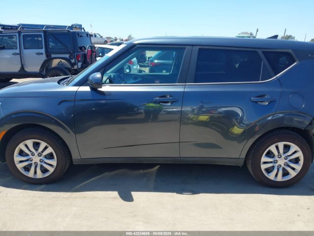 KNDJ23AU6L7090266 KIA SOUL LX