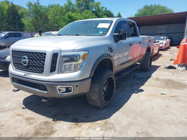 2019 NISSAN TITAN XD 1N6BA1F42KN506504 Photo 1