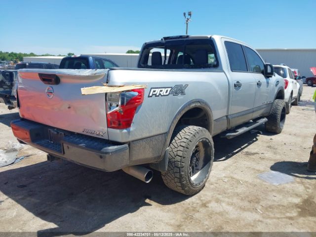 2019 NISSAN TITAN XD 1N6BA1F42KN506504 Photo 3