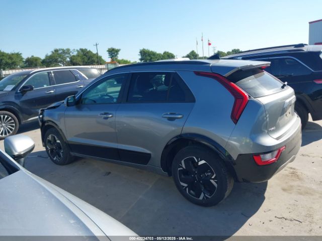 KNDCR3L1XR5113026 KIA Niro Ev Wind