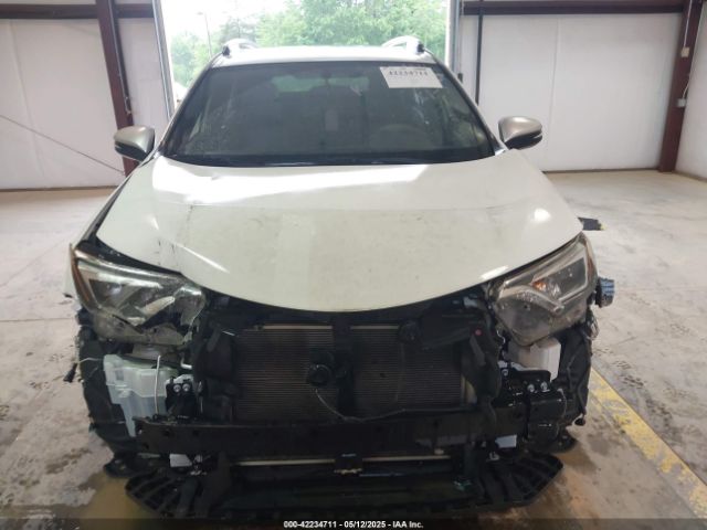 JTMJFREVXGD184622 Toyota RAV4 SE