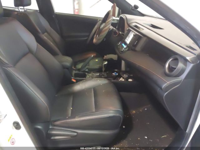 JTMJFREVXGD184622 Toyota RAV4 SE