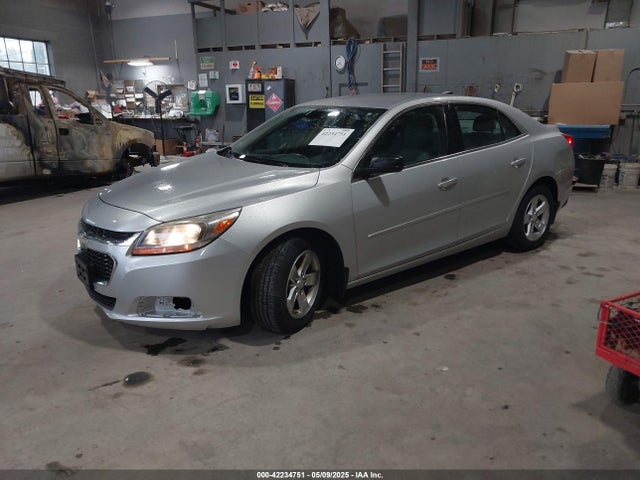 Chevrolet MALIBU LS 2015 1G11B5SL7FF104342 Image 2