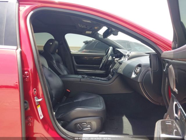 2015 JAGUAR XJ SAJWA1CZ6F8V84696 Photo 4