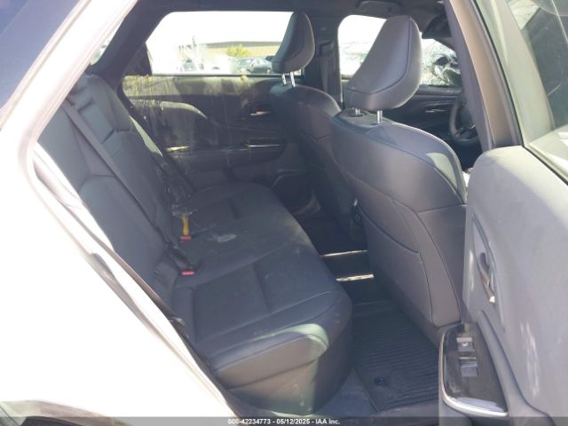 JTDACAAJ7S3006680 Toyota Crown Signia Xle
