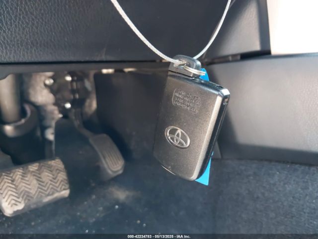 2018 TOYOTA RAV4 HYBRID JTMRJREV9JD256287 Photo 10