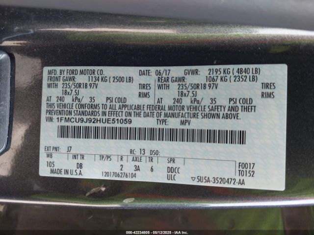 1FMCU9J92HUE51059 Ford Escape Titanium