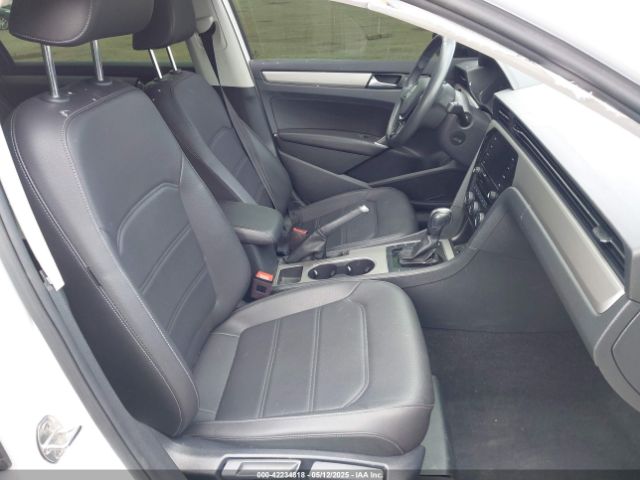 1VWSA7A37NC005397 Volkswagen Passat 2.0t Se