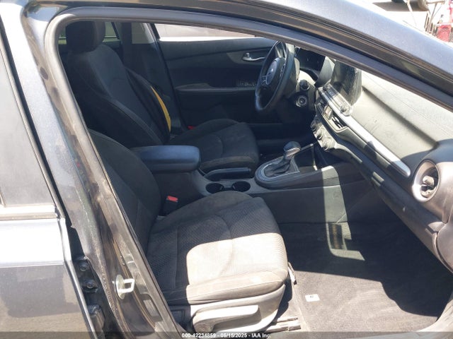 3KPF24ADXLE202725 KIA mpi nu