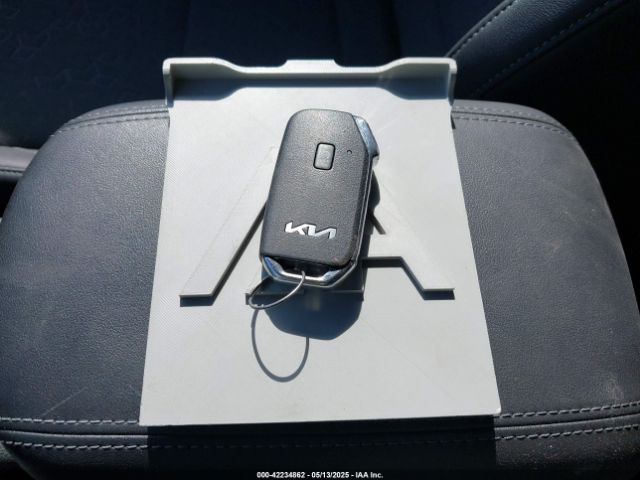 2024 KIA SELTOS KNDEUCAA8R7551736 Photo 10