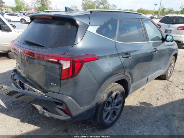 2024 KIA SELTOS KNDEUCAA8R7551736 Photo 3