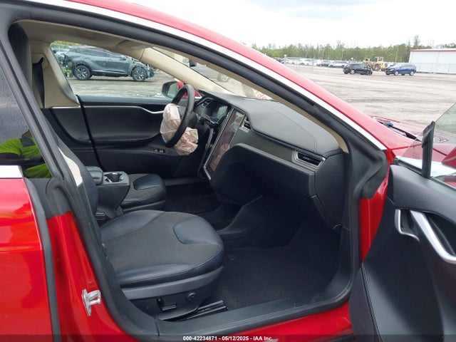 2014 TESLA MODEL S 5YJSA1H19EFP50546 Photo 4
