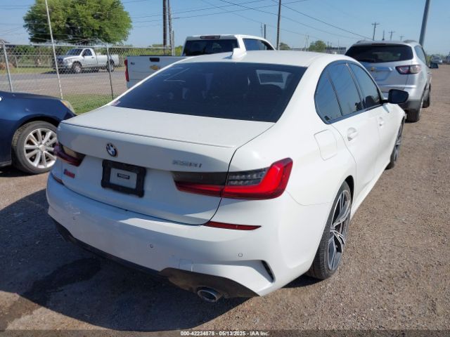 2022 BMW 330I 3MW5R1J06N8C42821 Photo 3