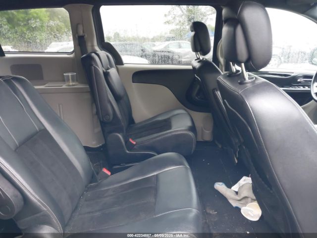 2C4RDGCG1JR325423 Dodge Grand Caravan Sxt