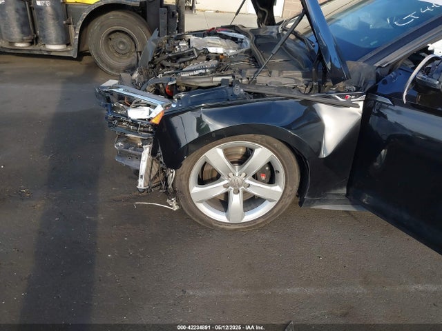 WAUB4CF59JA116517 Audi S5